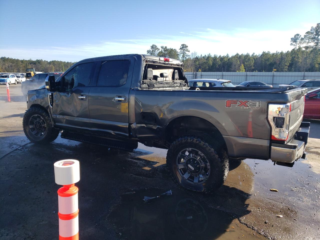 Ford F-250 Super Duty Image 4
