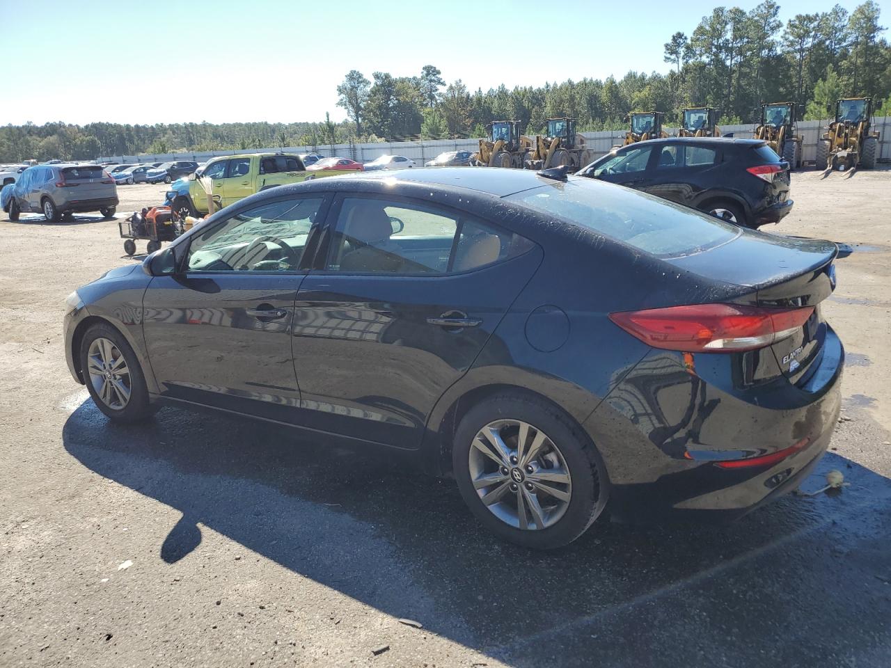 Hyundai ELANTRA Sel Image 2