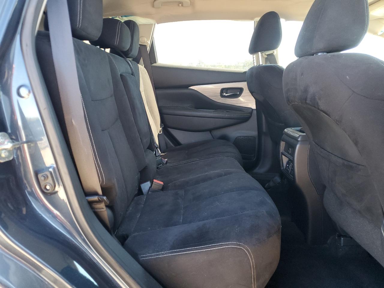 Nissan Murano S Image 7