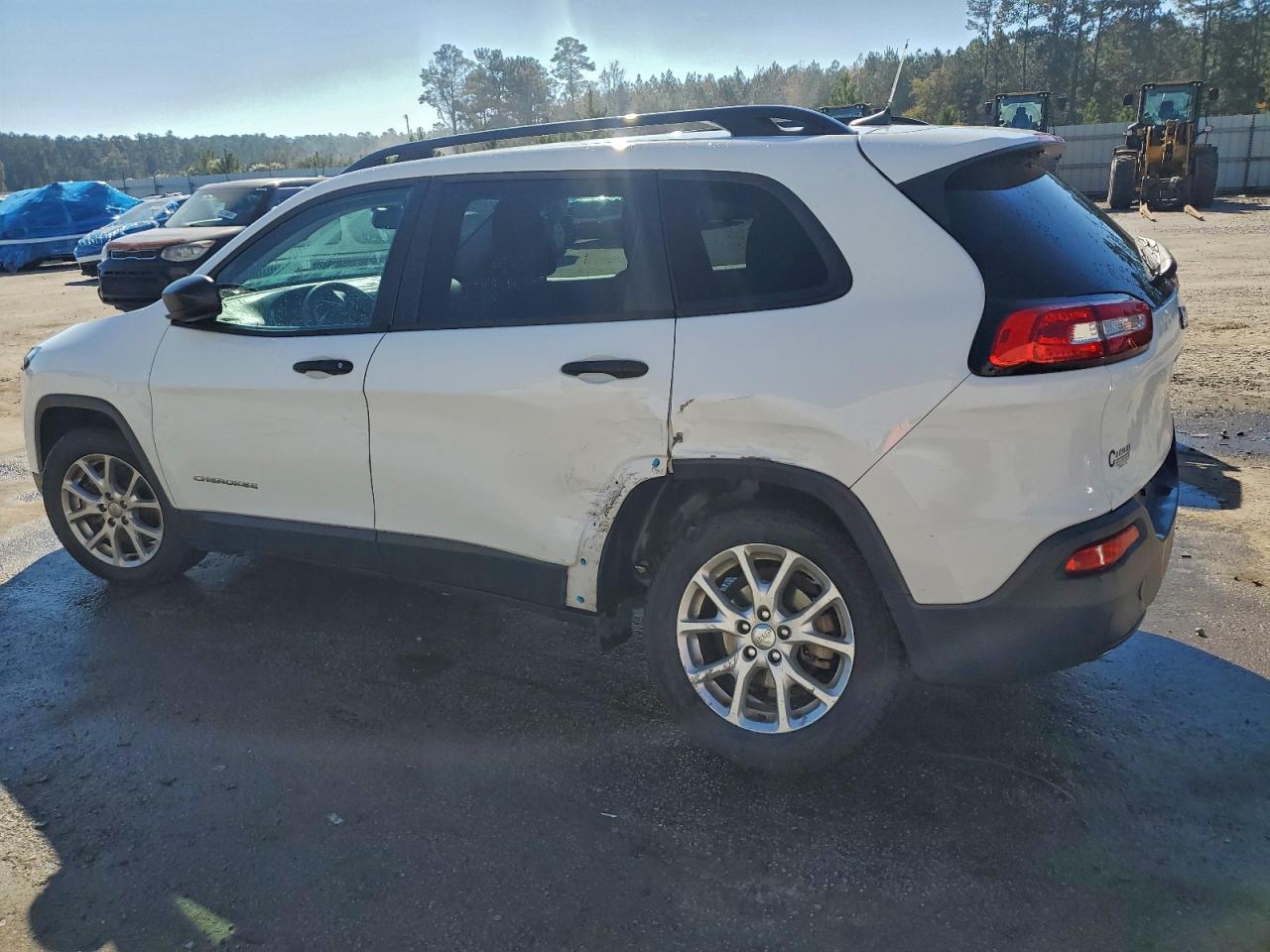 Jeep Grand Cherokee Sport Image 2