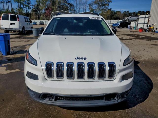 Jeep Grand Cherokee Sport Image 12