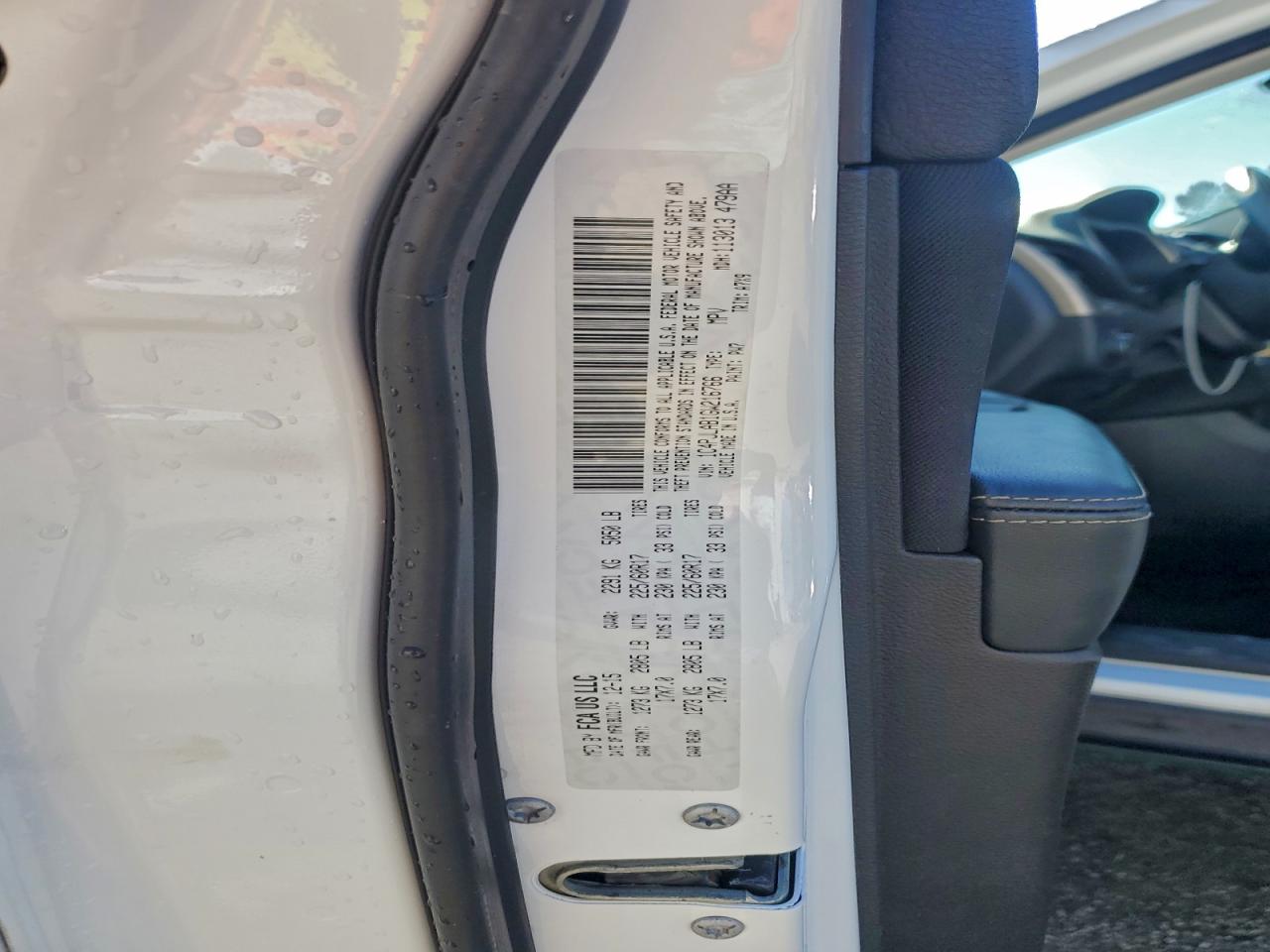 Jeep Grand Cherokee Sport Image 7