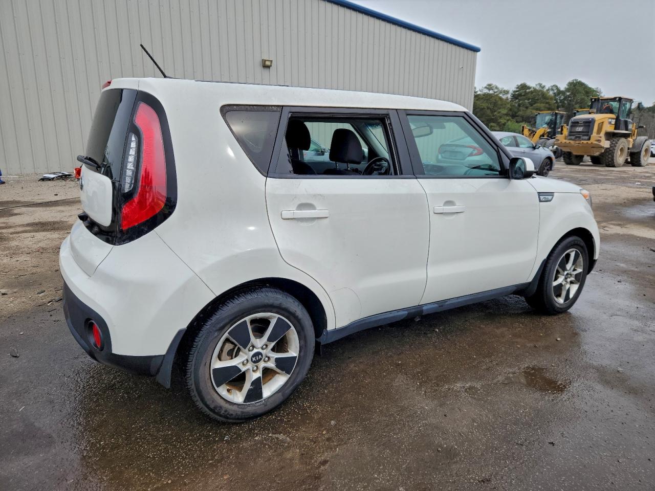 Kia Soul Image 3