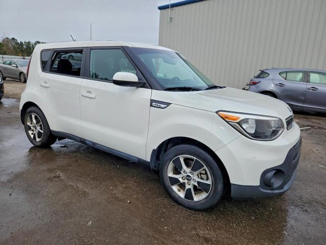 Kia Soul Image 11