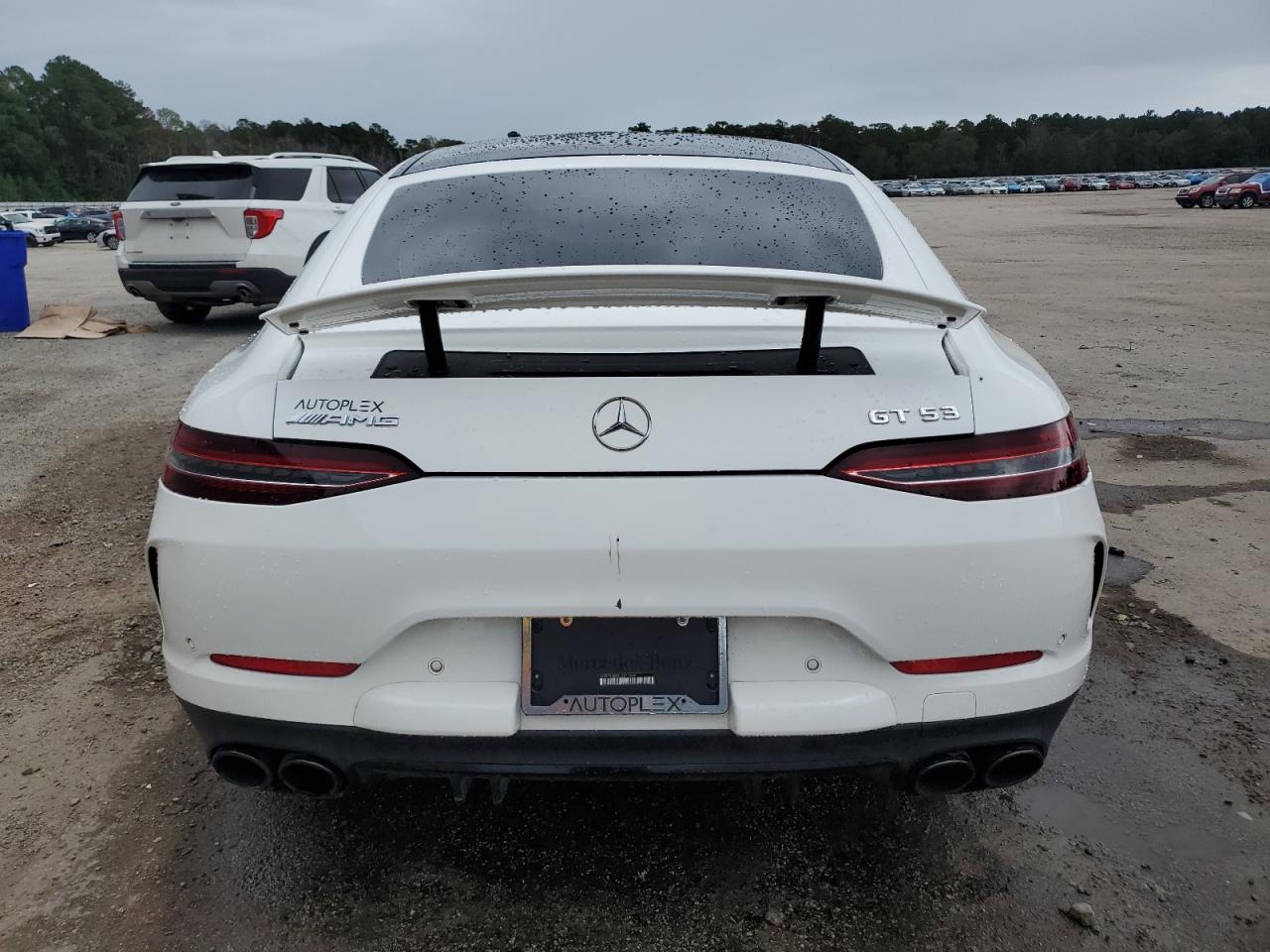 Mercedes-Benz G-Class 53 Image 12