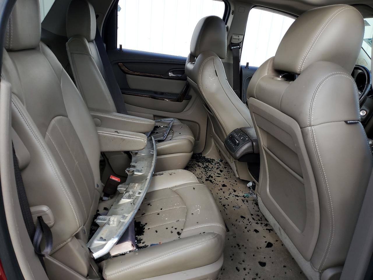 GMC Acadia Denali Image 11