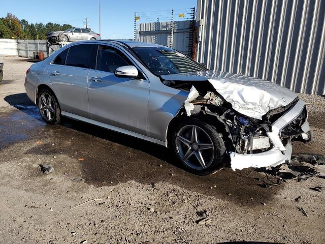 Mercedes-Benz E-Class 300 Image 5