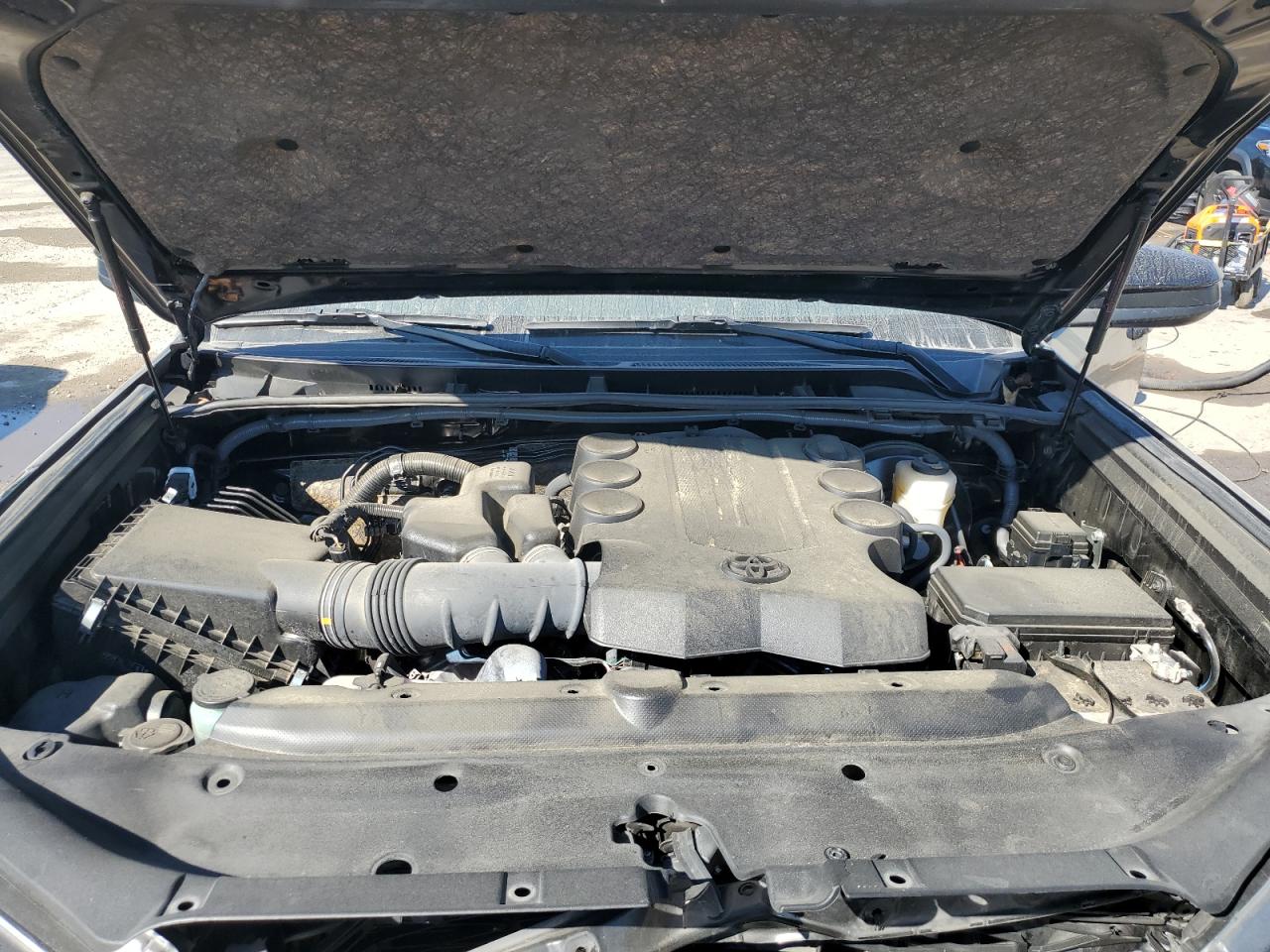 Toyota 4Runner Sr5 Image 7