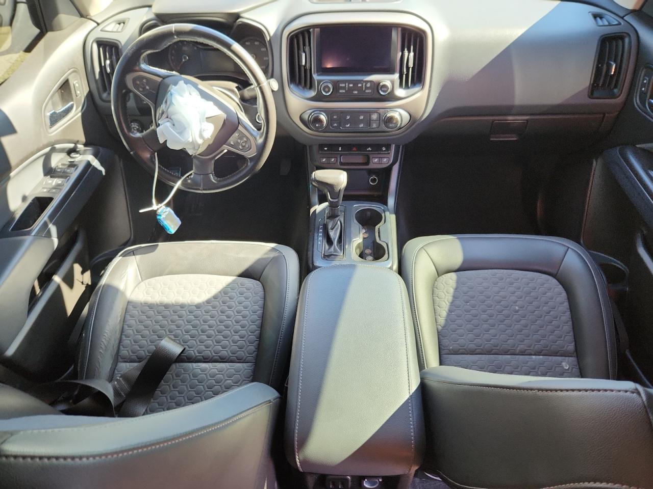 Chevrolet Colorado Z71 Image 8