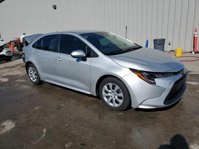 Toyota Corolla Le Image 4