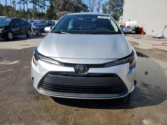 Toyota Corolla Le Image 7