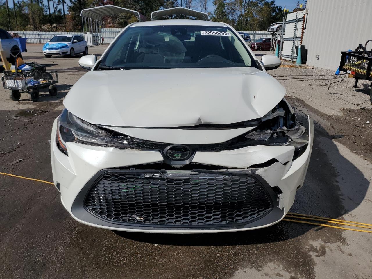 Toyota Corolla Le Image 6