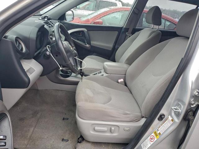 Toyota RAV4 Limited Image 7