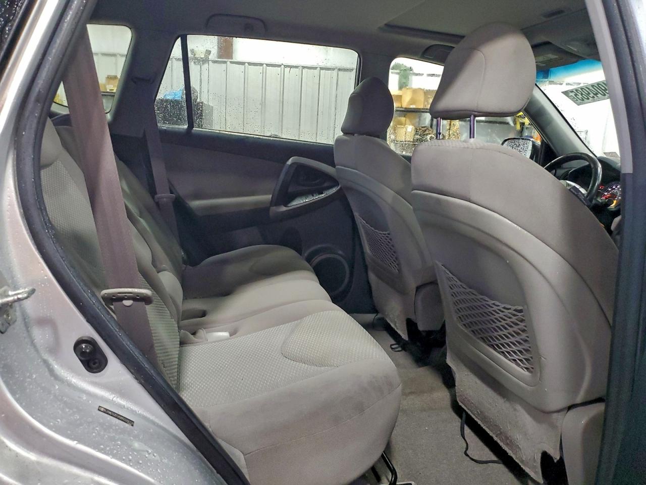 Toyota RAV4 Limited Image 11