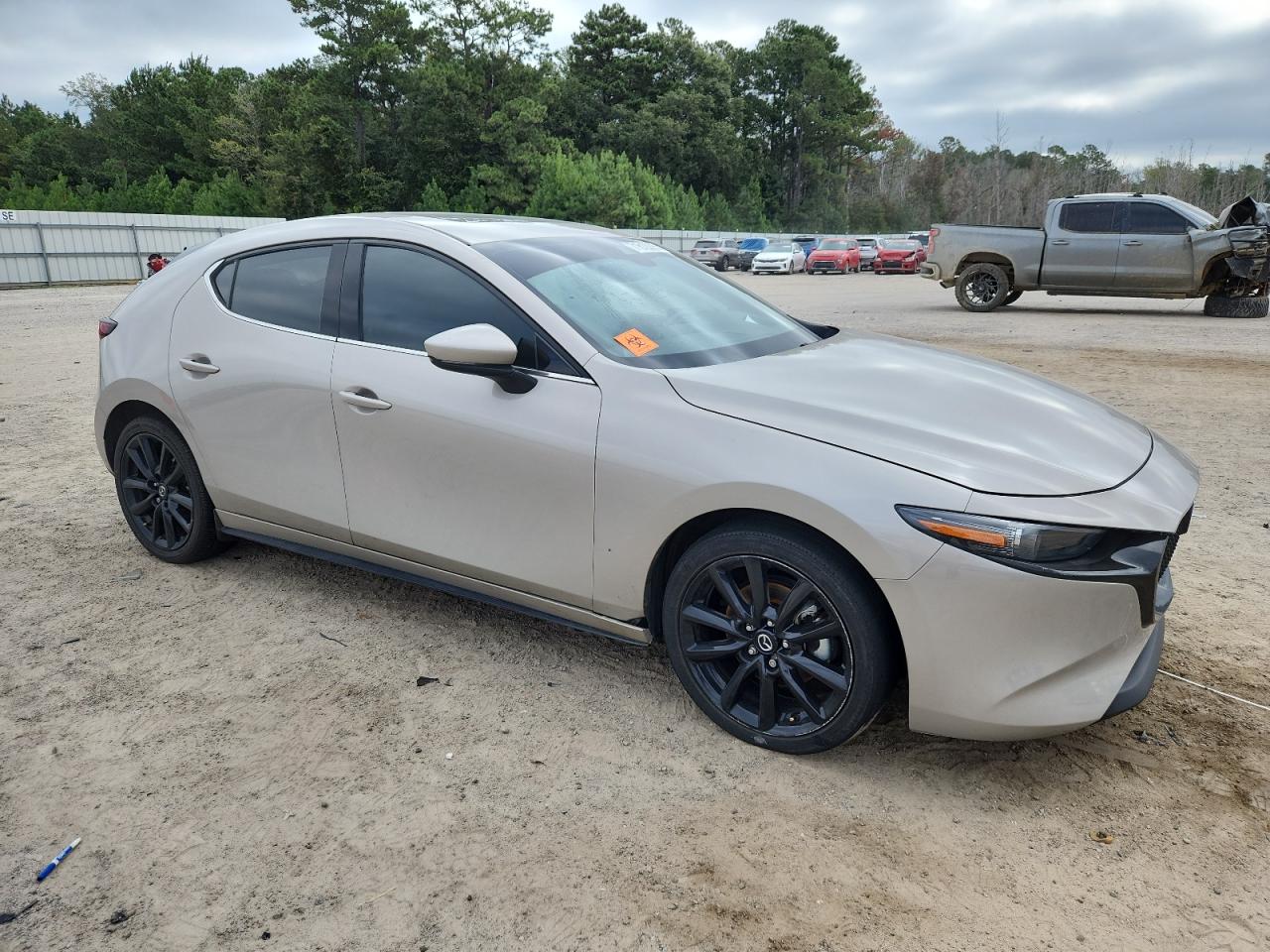 Mazda 3 Premium Image 9