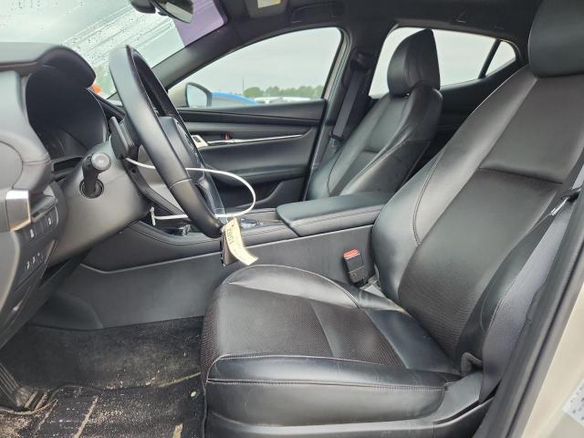 Mazda 3 Premium Image 2