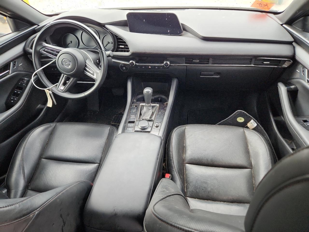 Mazda 3 Premium Image 5