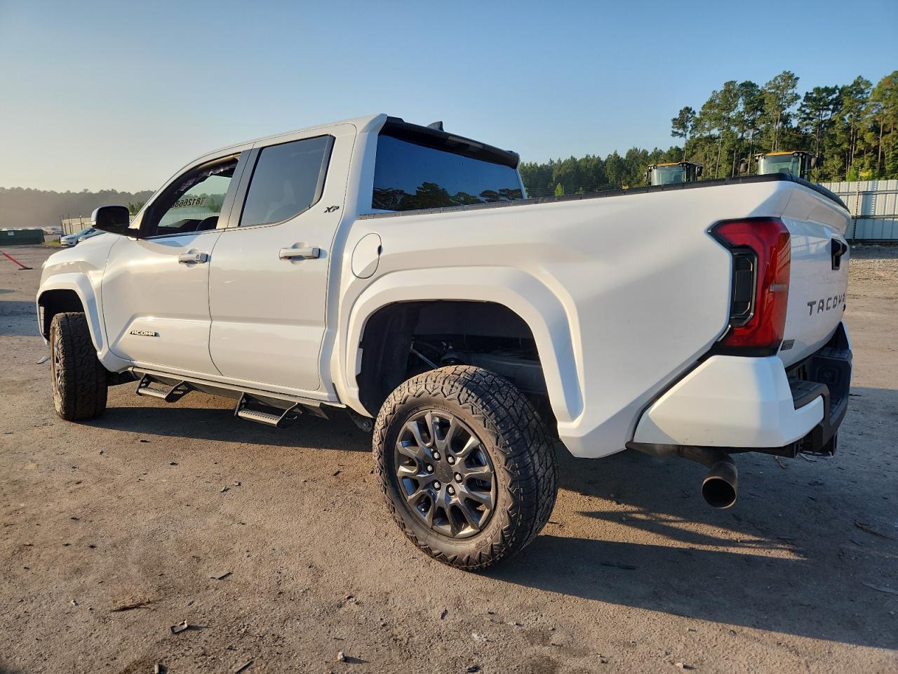 Toyota Tacoma Double Cab Image 6
