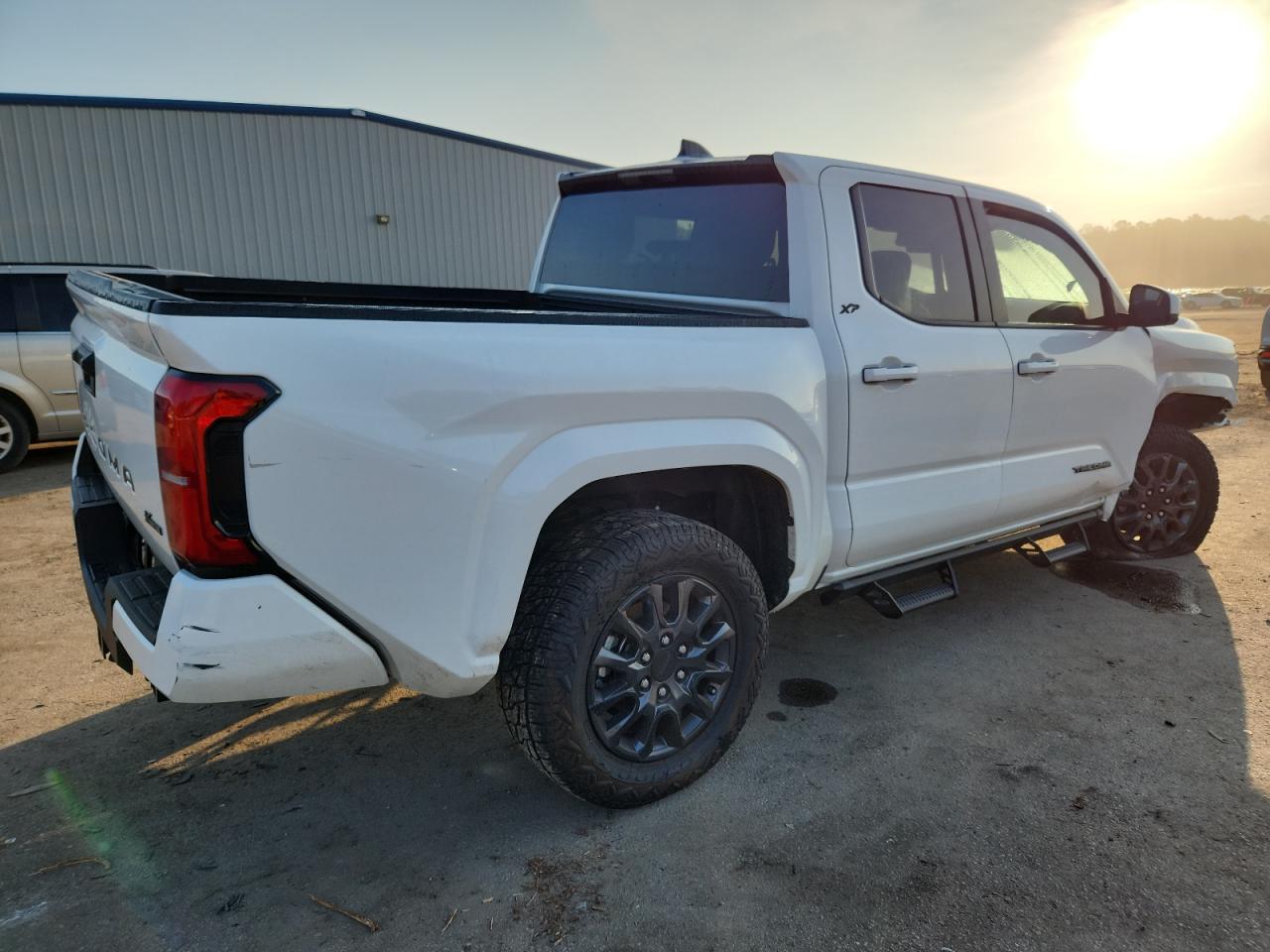 Toyota Tacoma Double Cab Image 11