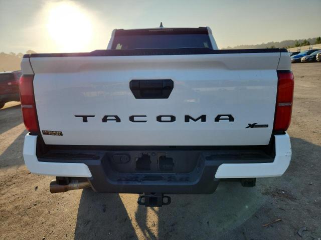 Toyota Tacoma Double Cab Image 7