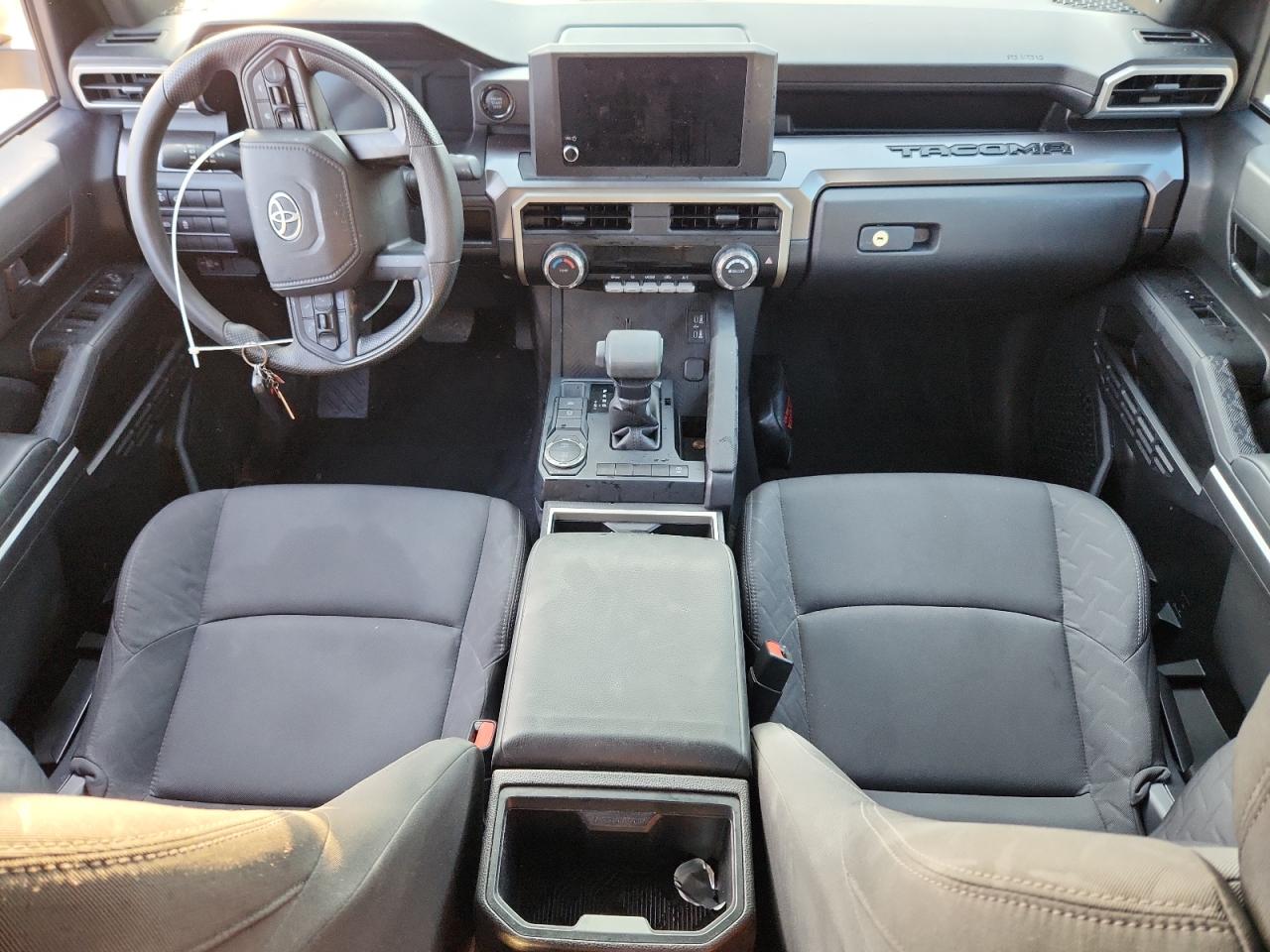 Toyota Tacoma Double Cab Image 8