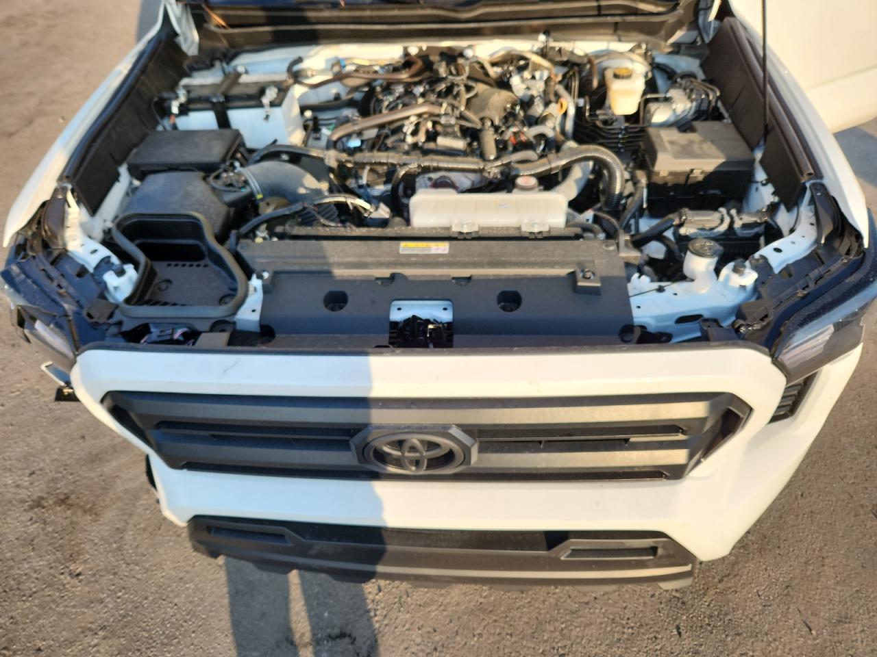 Toyota Tacoma Double Cab Image 4