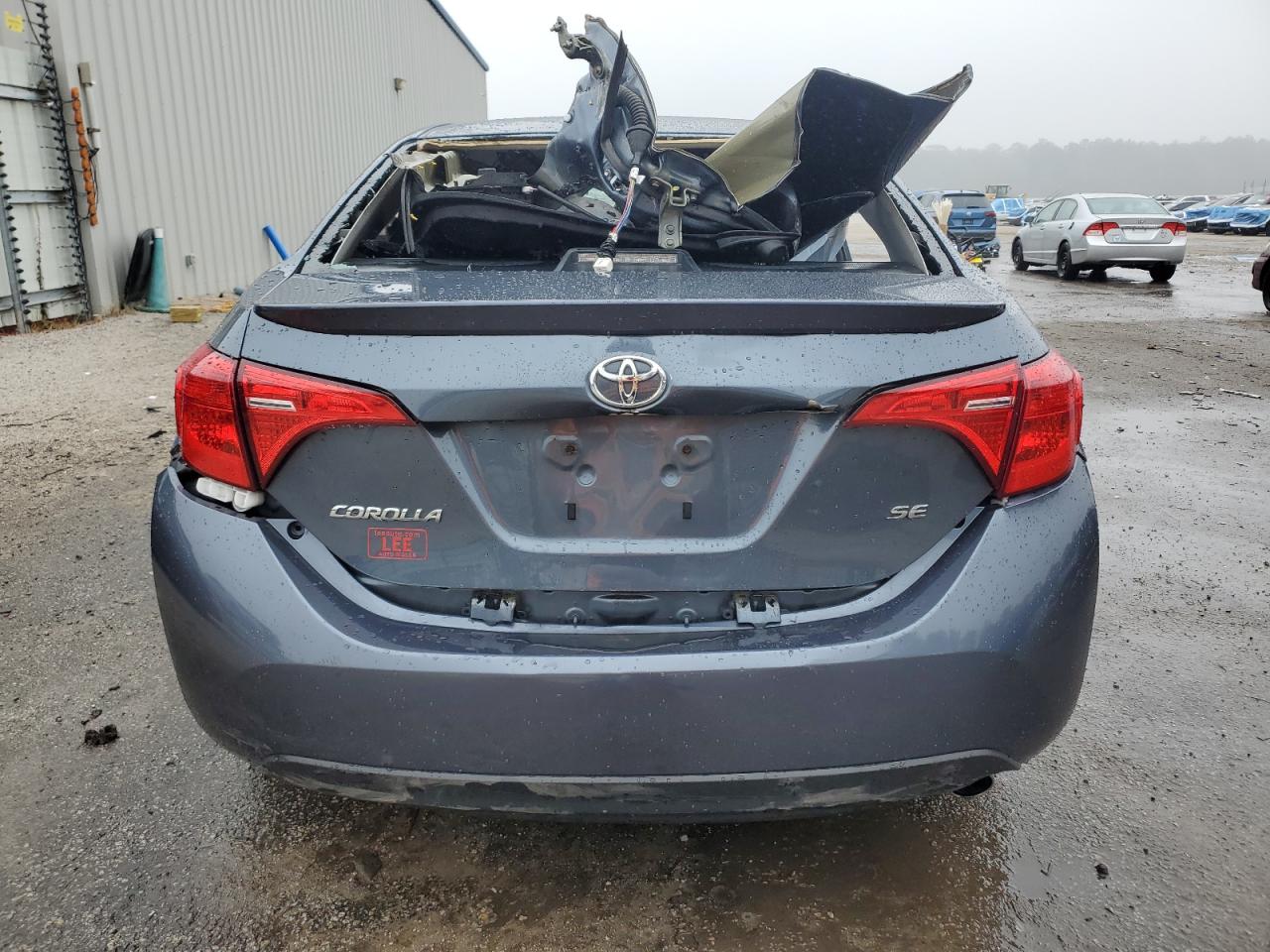 Toyota Corolla L Image 4