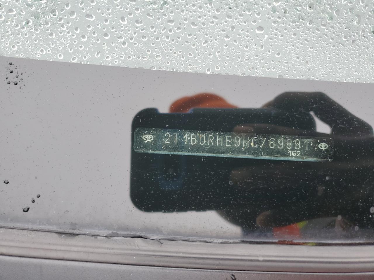 Toyota Corolla L Image 10