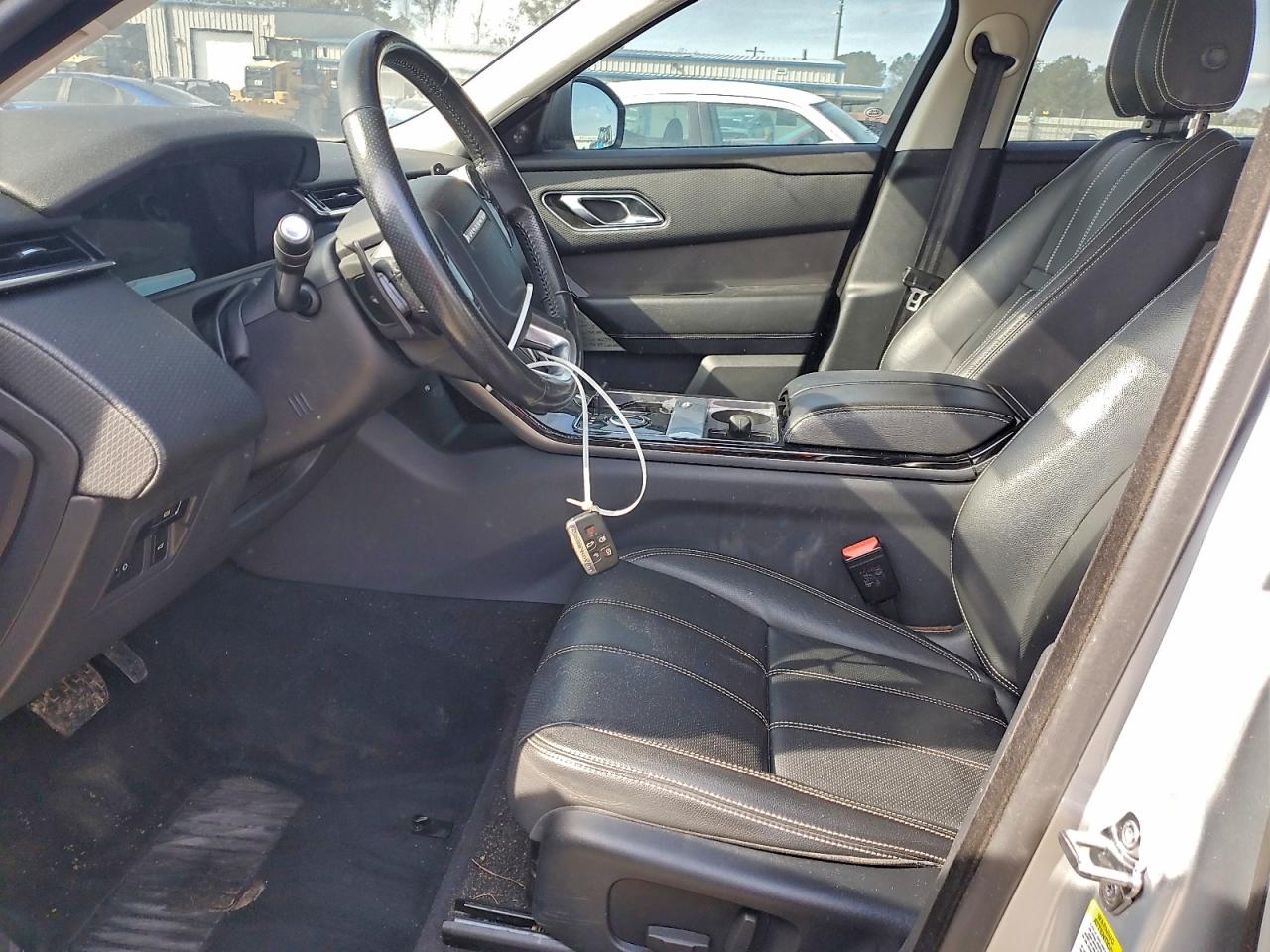 Land Rover Range Rover S Image 9