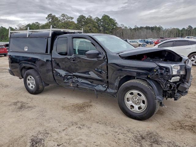 Nissan Frontier S Image 2