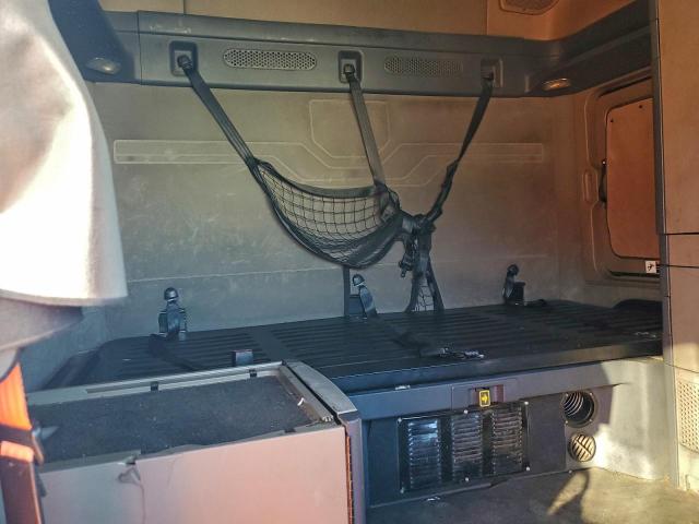 Freightliner Cascadia 1 Image 7