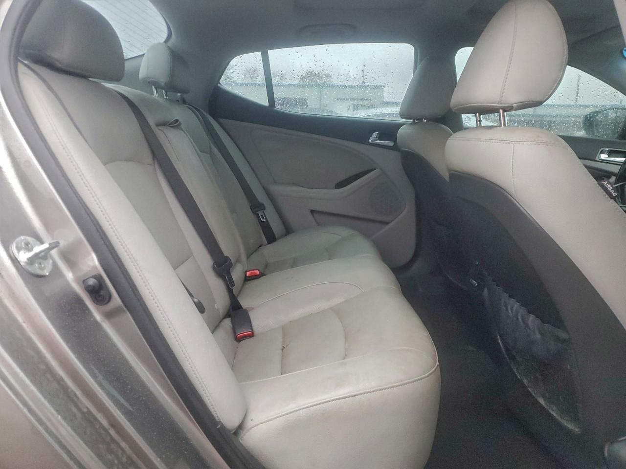 Kia Optima Ex Image 10