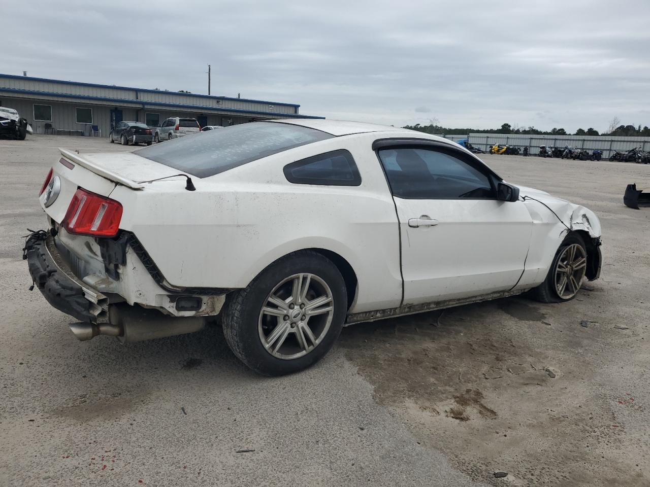 Ford Mustang Image 6