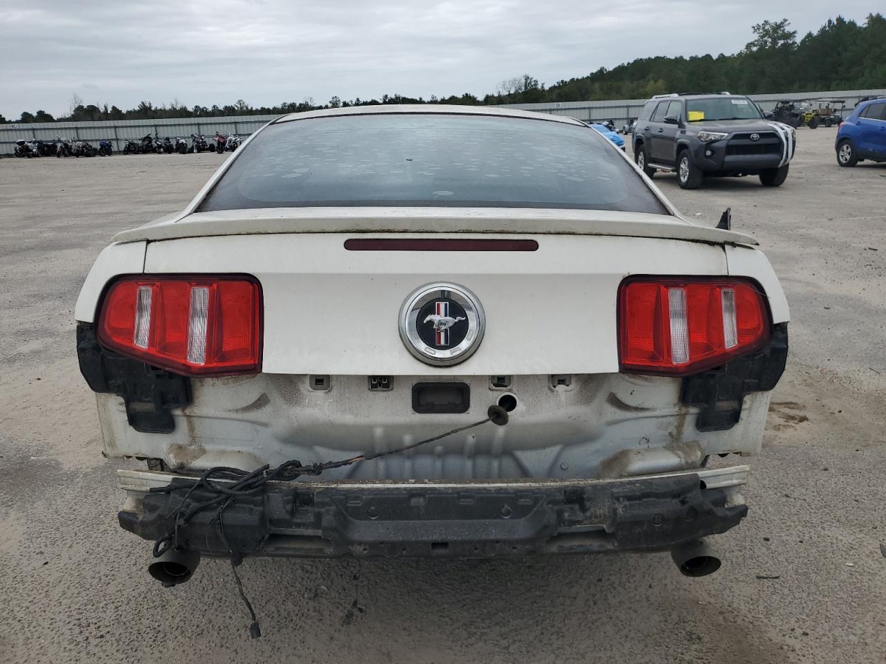 Ford Mustang Image 7