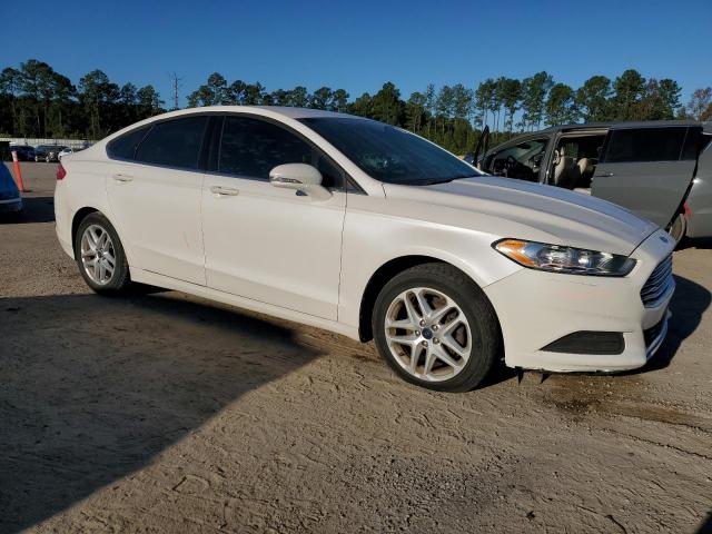Ford Fusion Se Image 5