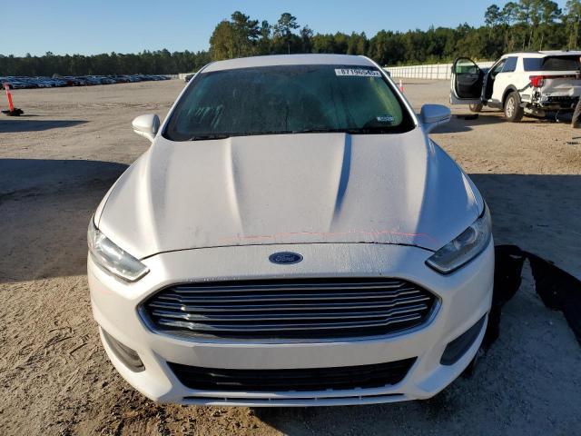 Ford Fusion Se Image 2