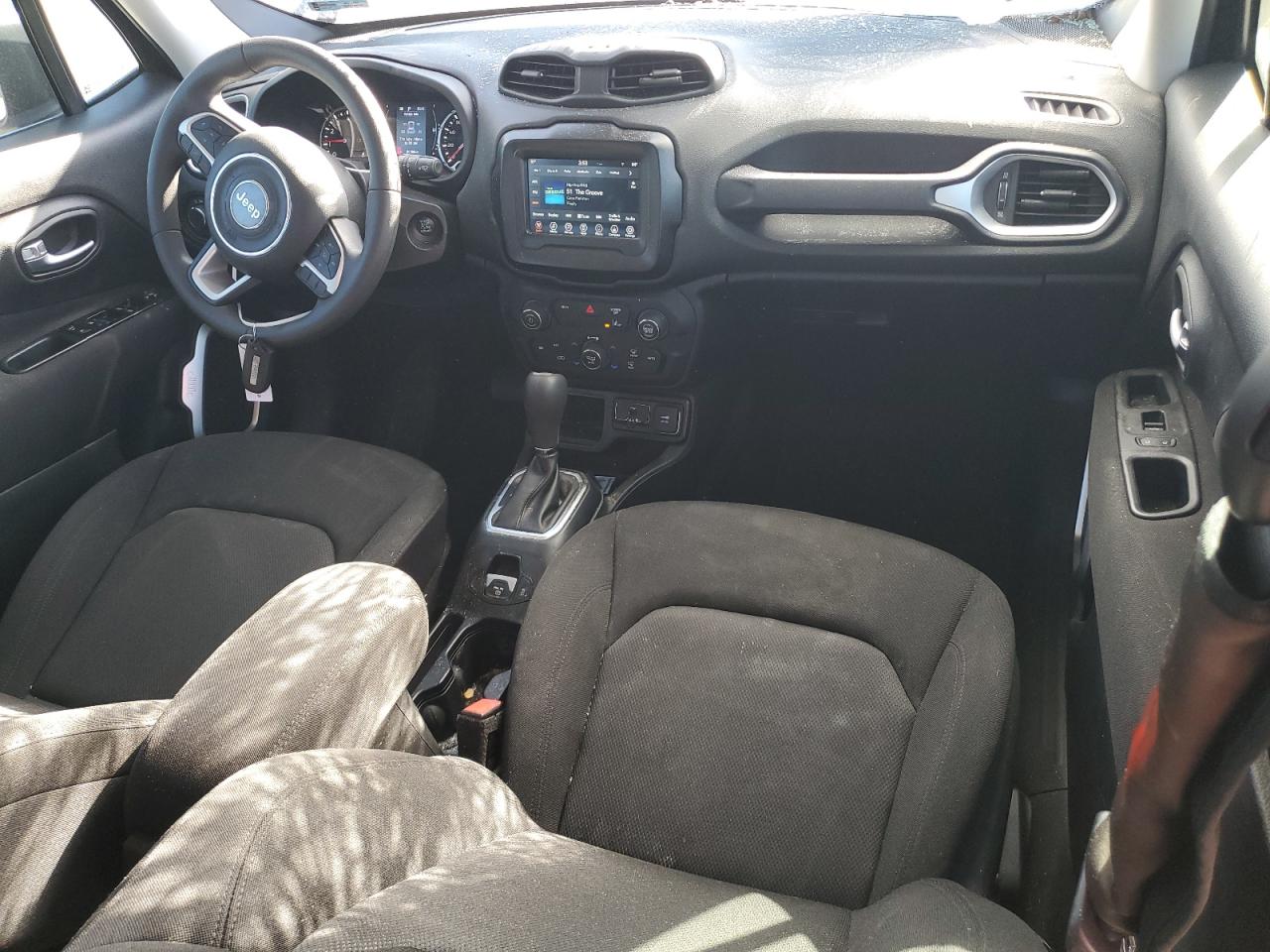 Jeep Renegade Sport Image 11