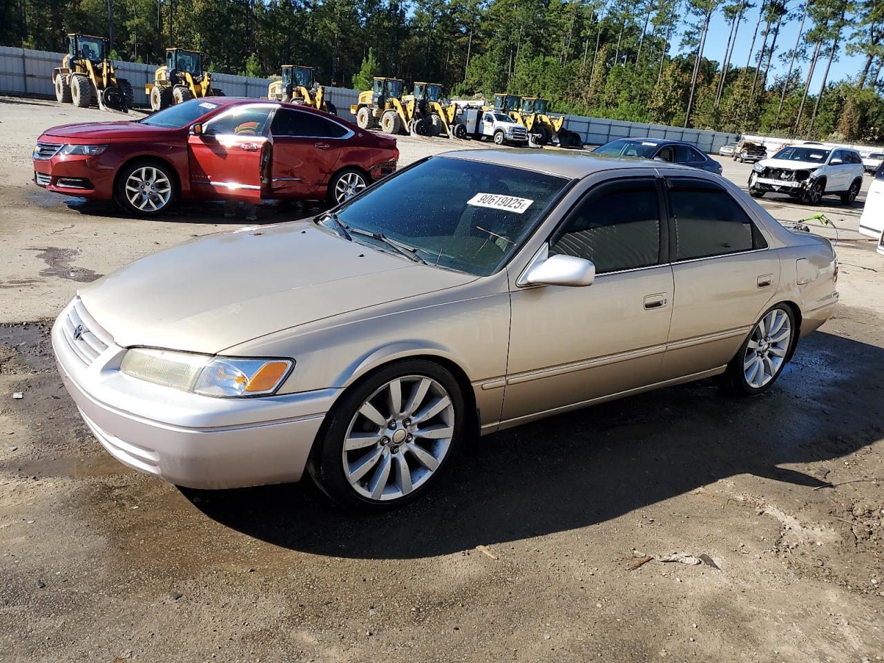 Toyota Camry Ce Image 1