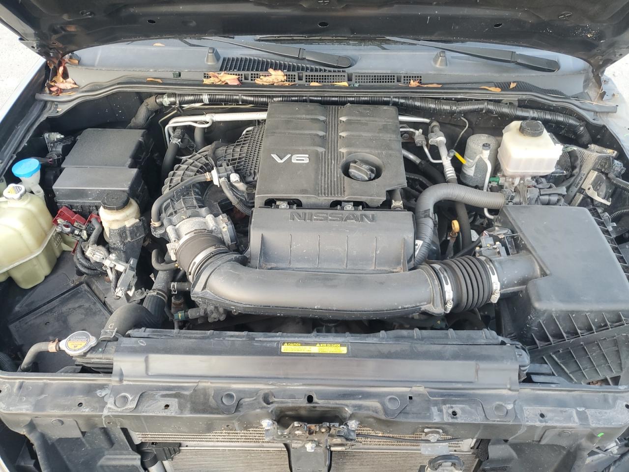 Nissan Frontier S Image 9