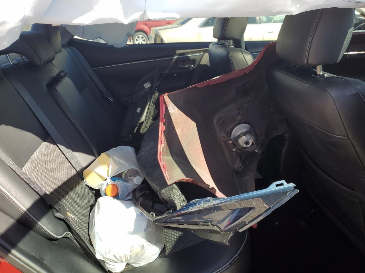 Toyota Corolla L Image 8