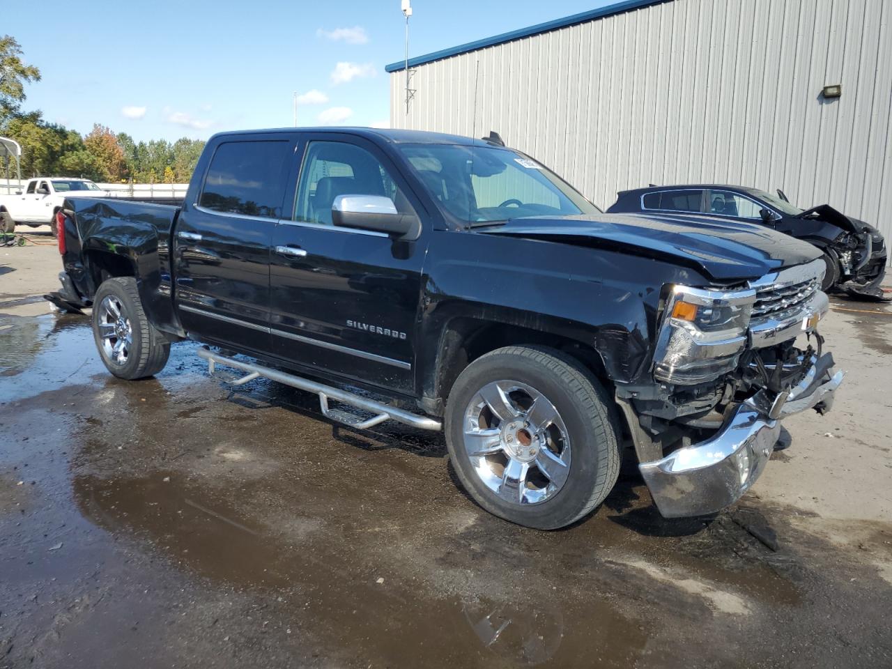 Chevrolet Silverado C1500 Ltz Image 11