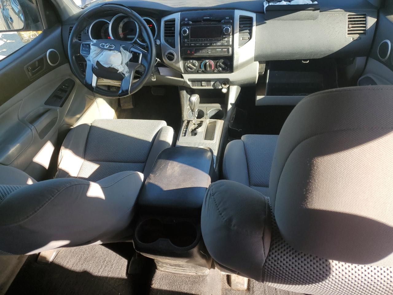 Toyota Tacoma Double Cab Long Bed Image 8