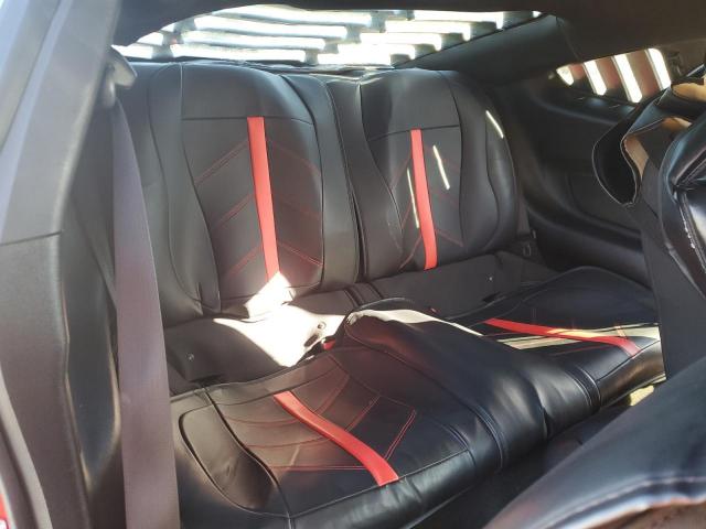 Ford Mustang Image 10