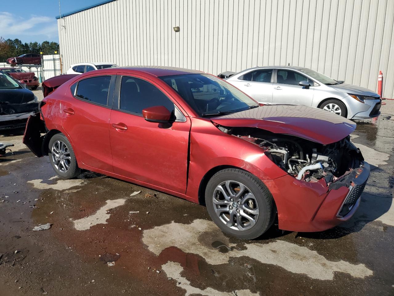 Toyota Yaris L Image 6