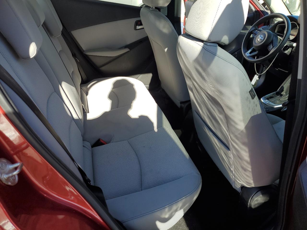 Toyota Yaris L Image 2