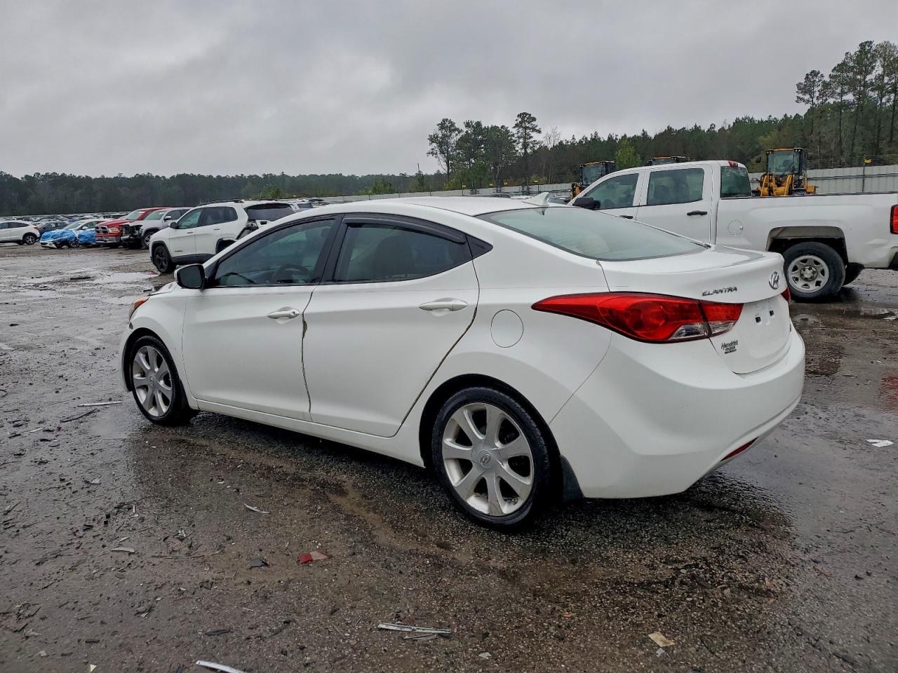 Hyundai ELANTRA Gls Image 2