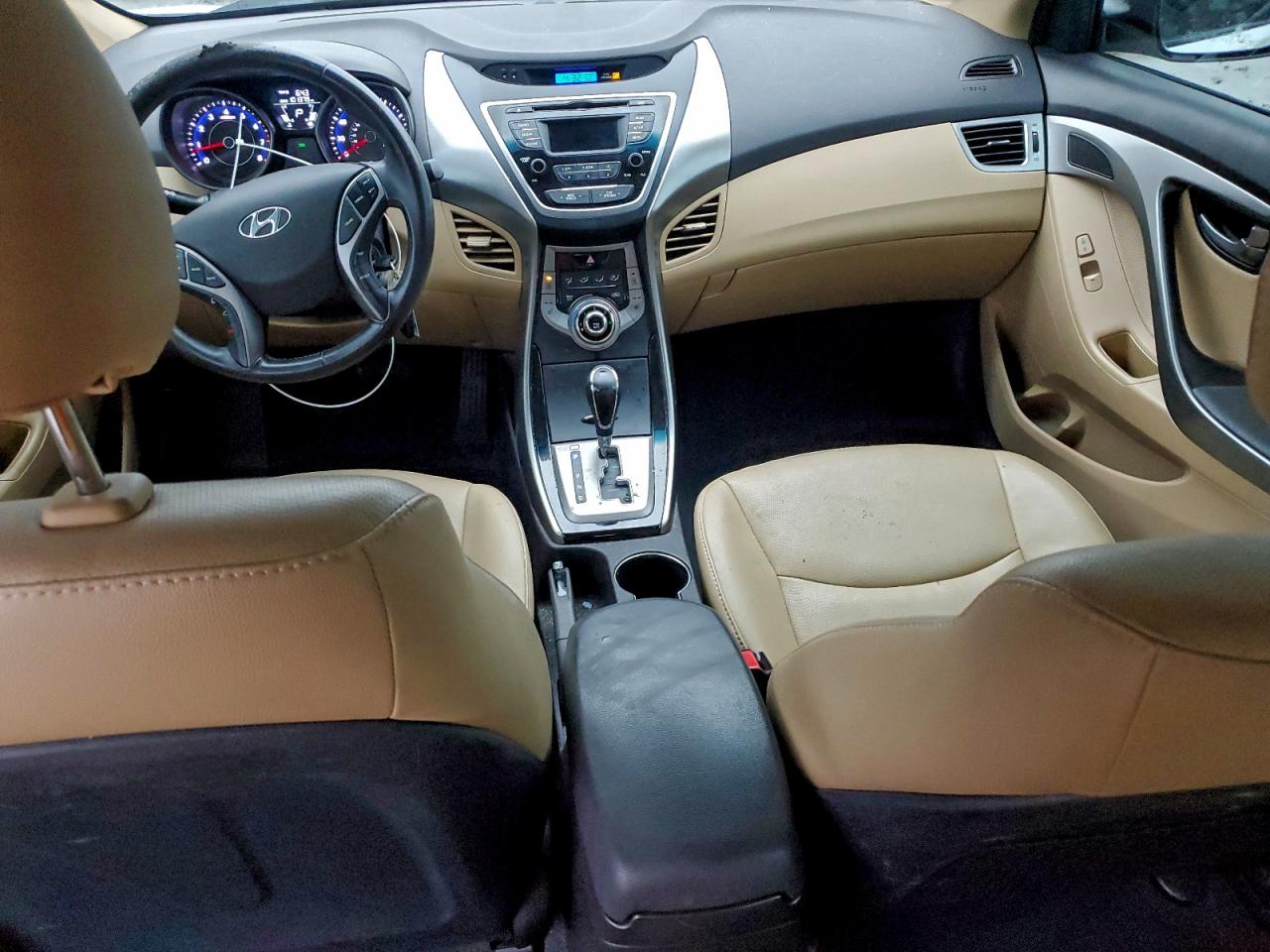 Hyundai ELANTRA Gls Image 11