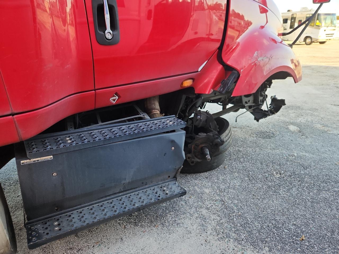 International Prostar Image 4