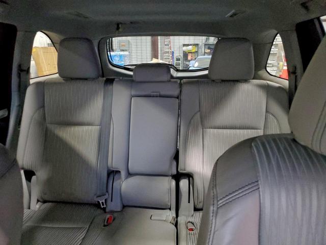 Toyota Highlander Le Image 8