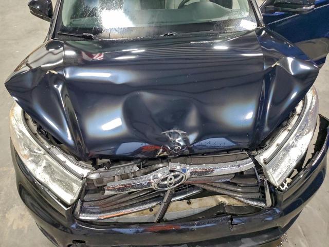 Toyota Highlander Le Image 11